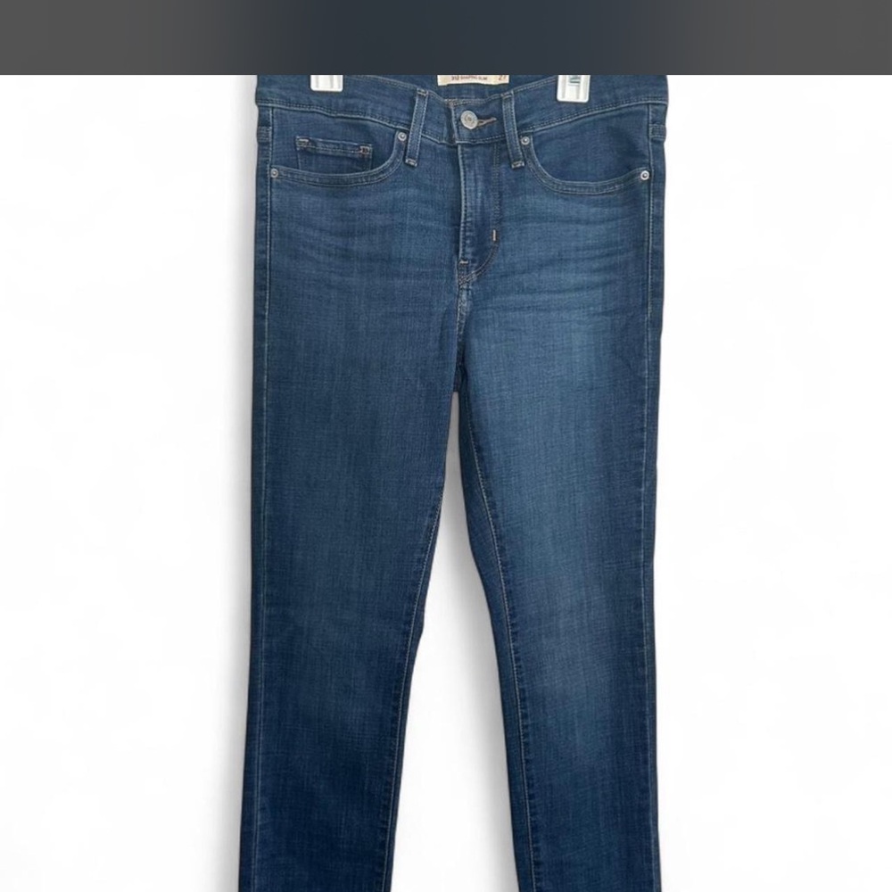 Levis slim fit straight leg.